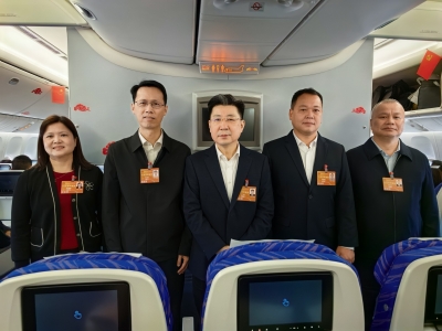 梅州5名全国人大代表启程赴京履职