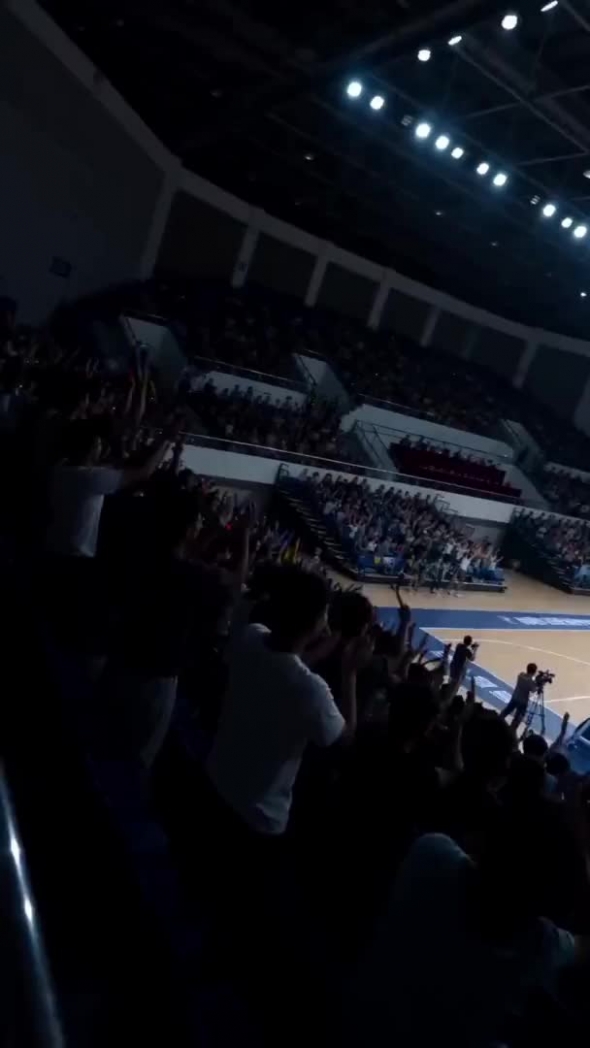 梅州V视丨篮不住！2026粤BA梅州男篮来袭，全新阵容喊你定口号！