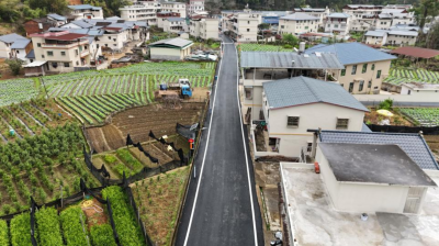 一河两岸入画来 村道拓宽暖民心！这是蕉岭县南磜镇匠心雕琢的宜居画卷→
