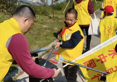 雷锋精神践于行！梅江区金山街道开展系列志愿活动
