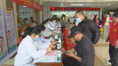 用热血传递温暖！蕉岭开展“热血传承雷锋志 奉献践行初心红”学雷锋月无偿献血活动