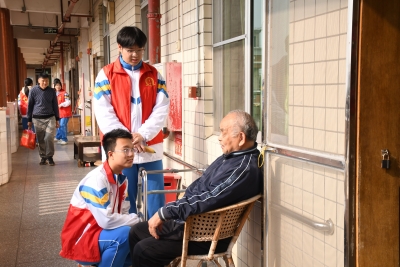 三月春风暖人心 争做时代追“锋”人！兴宁市积极开展学雷锋志愿服务月主题活动