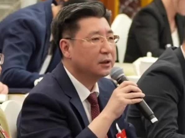 梅州V视丨全国人大代表、梅州市市长王晖：实施“百千万工程”，梅州既要“颜值”也要产值