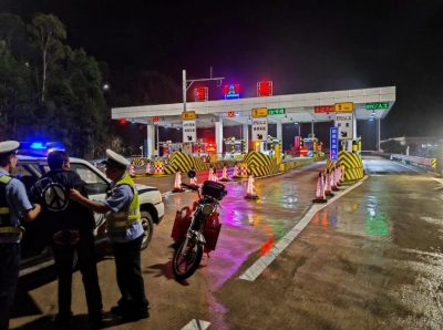 胆太肥！男子二次酒驾+无证+套牌，结果躲雨“躲”进法网...