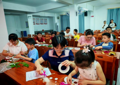 把春天贴在面具上！蕉岭这场亲子读书会太治愈了