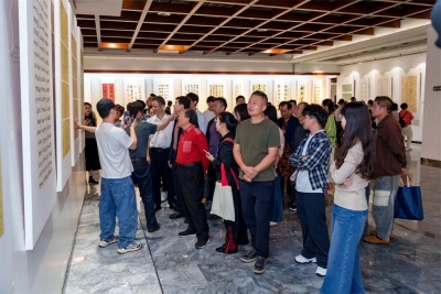 以笔墨致敬劳动者！“中国梦·劳动美”2026年“劳动杯”梅州市职工书法大赛展览开幕