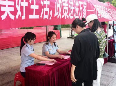 助力“梯”升幸福感！梅江区江南街道开展既有住宅增设电梯政策宣传活动