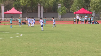 梅县区第二十二届中小学生足球联赛开赛