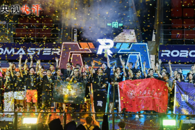 【央视快评】为建设教育强国科技强国人才强国作出新贡献