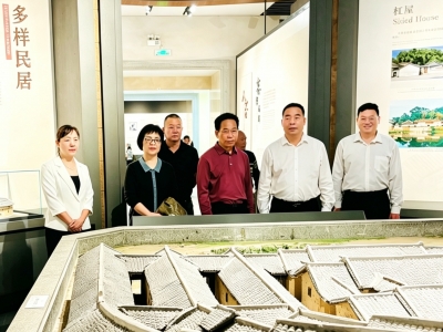 广西玉林市政协考察组来梅考察