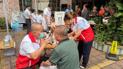 健康服务进社区  防范意识入民心！梅县区程江镇大新城社区开展健康宣教义诊活动 