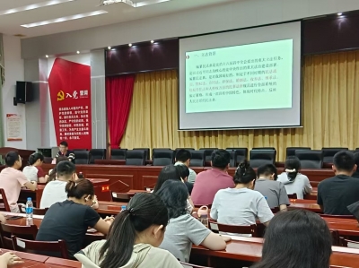 梅江区金山街道开展“民法典宣传月”专题培训 