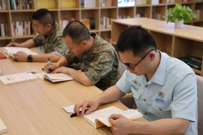 放下电子设备回归纸质阅读！梅州军分区开展主题读书日活动