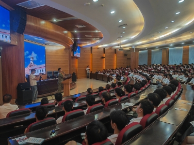 以青春铸军魂！2026年广东省秋季征兵宣讲活动走进广东梅州职业技术学院
