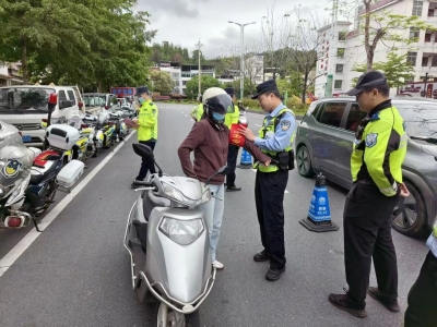 警灯常亮护校园！大埔公安交管倾力护航求学路