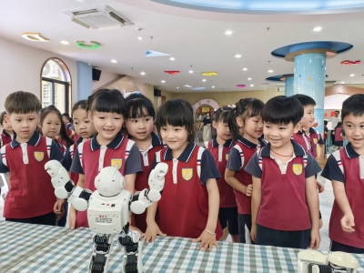 当科学与童趣撞个满怀！梅县区科普进校园主题活动走进梅县区小熊幼儿园