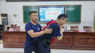 水上安全护成长！松口中学开展防溺水安全教育活动