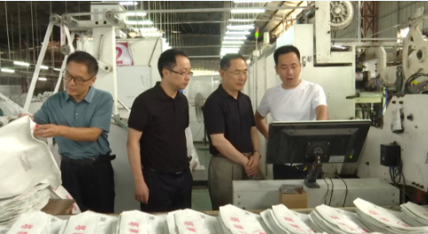  凝心聚力推动营商环境优化提升！黄立强带队到蕉岭开展《梅州市优化营商环境条例》市县联动执法检查