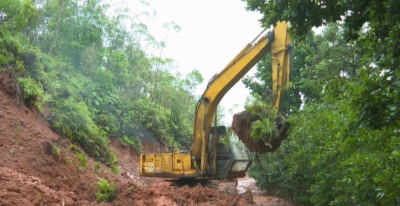 平远县公路事务中心全力攻坚“龙舟水”水毁公路抢通整治