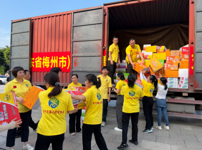 跨越千里送温情！兴宁市善小助学协会向广西灾区支援13万多元物资