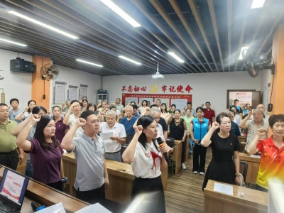 红心向党迎“七一”！梅江区三角镇社工站联合墟镇社区开展红色主题活动
