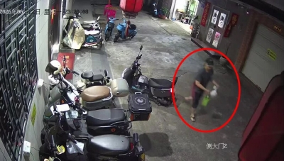 路过顺手“截胡”外卖？这名“馋嘴男”被拘！