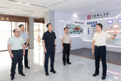 何晓军到平远县调研 抓特色产业延链升级做强县域经济 以片区组团为重点推进城乡融合发展