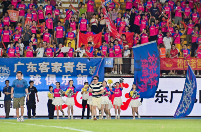 首战4:2力克极速超鹰广州FC！广东客家青年亮相第二十届佛山“西甲”足球联赛