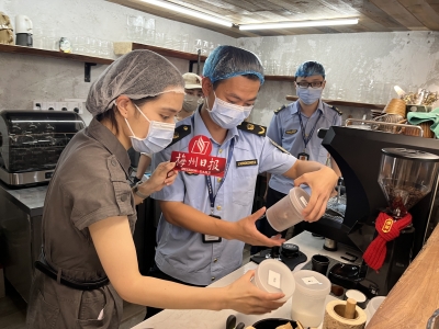 梅州V视丨“十点查餐厅”来了！突击五华县这间餐厅后厨