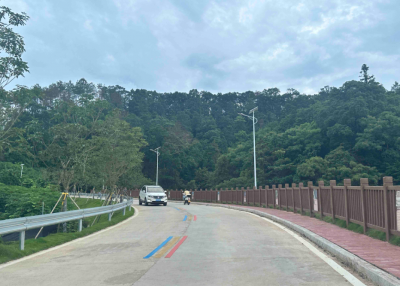 更宽更靓！泮晓路改造升级通车为双车道