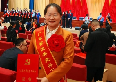 党建领航兴乡村  巾帼头雁践初心——记广东省优秀党务工作者、五华县湖中村党总支书记何俊霞