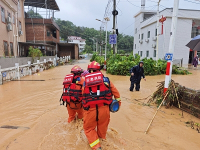 抢险冲在前，防御谋在先！五华全力应对台风“红霞”风雨影响