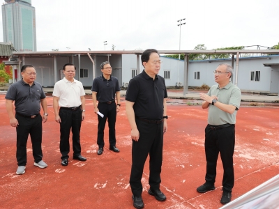 何晓军到梅江区足球文化公园调研体育设施建设管理工作 用心用情回应群众诉求 加快恢复体育设施功能