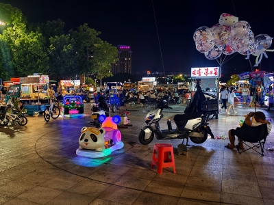 夏日出游赏美景？这些行为很“煞风景”！