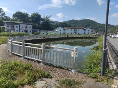 微改造带动大提升！梅江区加快推进115处村居深水塘围栏建设