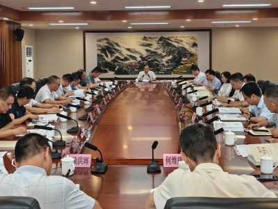 《梅州市扶贫志》通过终审