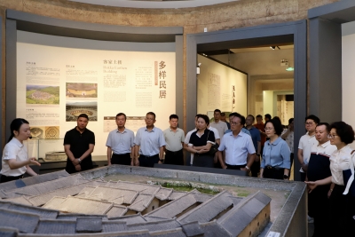 广东省民营企业商会考察团来梅开展党建和商务交流活动