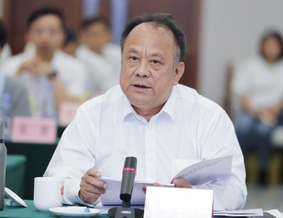 广东省政协委员、广东石油化工学院原党委书记，教授、博导张清华：抢抓AI机遇赋能梅州产业升级