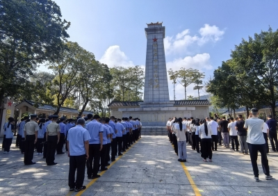 梅县区举行“9·30”烈士公祭活动
