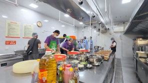 梅州V视丨“十点查餐厅”来了！突击平远县这两家餐厅后厨