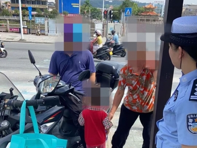 国庆我在岗 守护不停歇！三岁萌娃走失街头 丰顺民警暖心接力助团圆