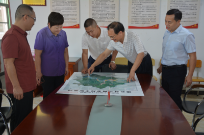 刘锐清到丰顺县八乡山镇调研督导“百千万工程”工作：发挥示范引领作用 推动典型村建设提质增效