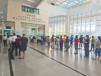 候诊不扎堆、看病有秩序！梅州医院文明服务再升级