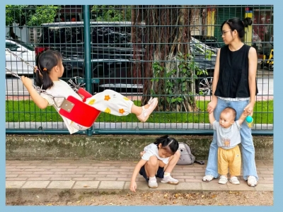 荡秋千（组图 忠哥/摄）