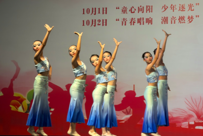 座无虚席！兴宁这场村晚，点燃乡村夜空